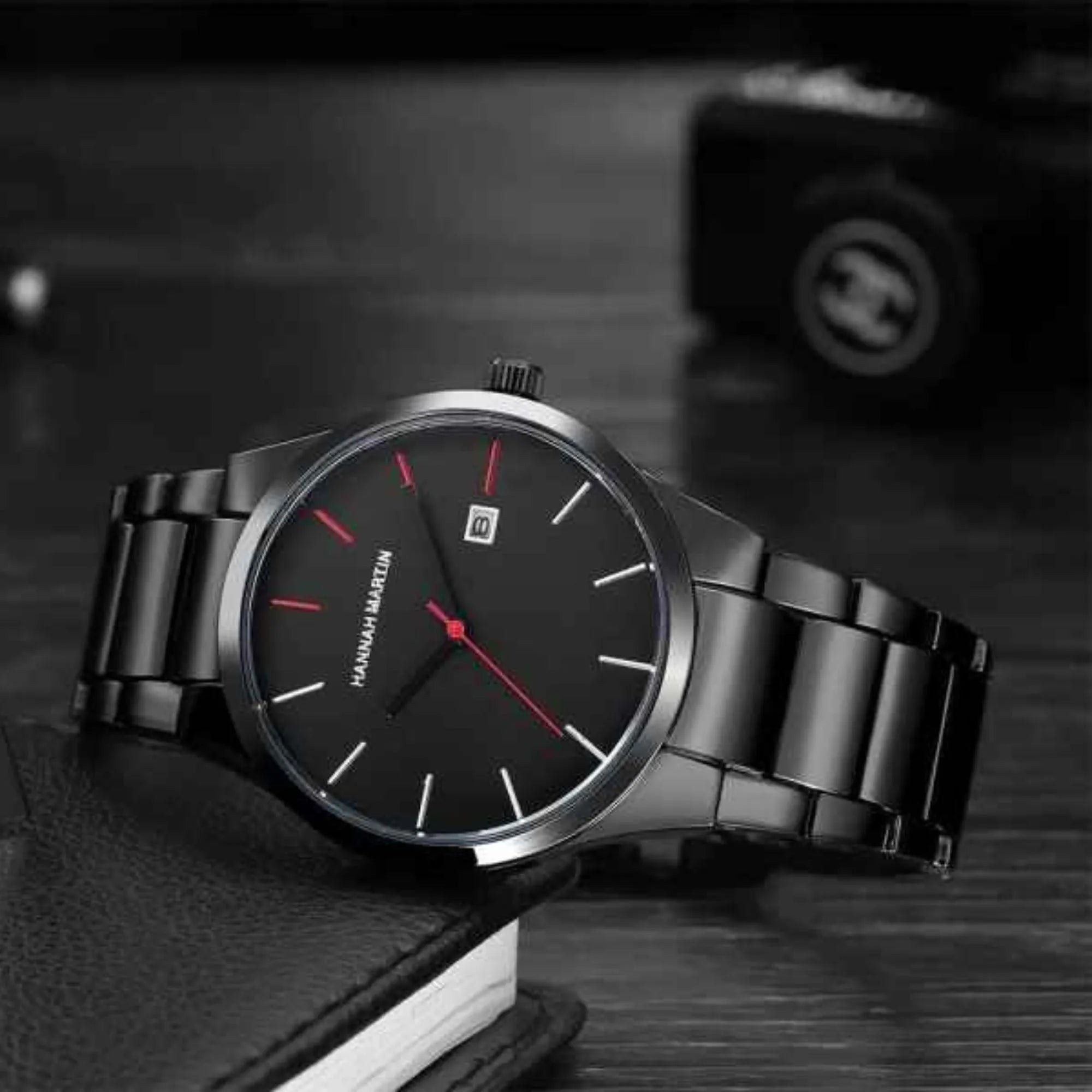 Men's Minimalist Stainless Steel Watch – Sleek, Waterproof, Quartz Movement